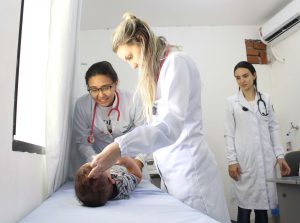 Curso- de- Medicina- realiza- atividades -de -educação- em- saúde- na- Comunidade- Espírita- Nosso -Lar- com- foco- na- prevenção- de- doenças -Cesmac_(59)