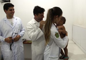 Curso- de- Medicina- realiza- atividades -de -educação- em- saúde- na- Comunidade- Espírita- Nosso -Lar- com- foco- na- prevenção- de- doenças -Cesmac_(59)