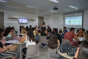 Programação do I MEETING do curso de Farmácia seguiu, no segundo dia, com realização de oficinas temáticas a tarde e também no período da noite (21)