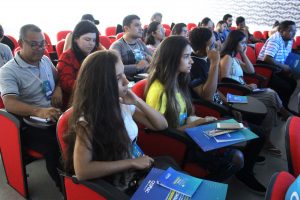 Série- de -minicursos- marcou- a -tarde -e noite- de- atividades- ontem, 30, no- Simpósio -Internacional- das- Engenharias, Arquitetura- e- Sistemas- de -Informação- (60)