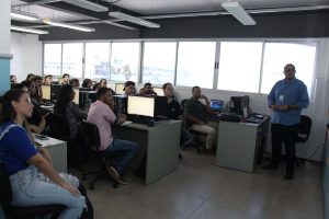 Série- de -minicursos- marcou- a -tarde -e noite- de- atividades- ontem, 30, no- Simpósio -Internacional- das- Engenharias, Arquitetura- e- Sistemas- de -Informação- (60)