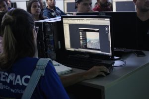 Série- de -minicursos- marcou- a -tarde -e noite- de- atividades- ontem, 30, no- Simpósio -Internacional- das- Engenharias, Arquitetura- e- Sistemas- de -Informação- (60)