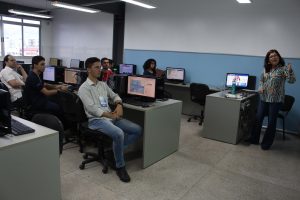 Série- de -minicursos- marcou- a -tarde -e noite- de- atividades- ontem, 30, no- Simpósio -Internacional- das- Engenharias, Arquitetura- e- Sistemas- de -Informação- (60)
