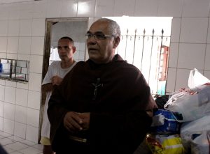 CESMAC- faz -entrega -das- arrecadações- feitas- no- Simpósio- Internacional- das- Engenharias, Arquitetura- e -Sistemas- de -Informação- (55)