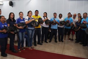 CESMAC- faz -entrega -das- arrecadações- feitas- no- Simpósio- Internacional- das- Engenharias, Arquitetura- e -Sistemas- de -Informação- (55)
