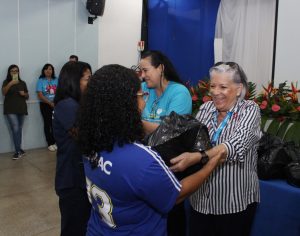 CESMAC- faz -entrega -das- arrecadações- feitas- no- Simpósio- Internacional- das- Engenharias, Arquitetura- e -Sistemas- de -Informação- (55)