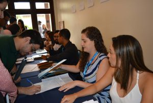 EXPOISEC -Medicina -apresenta -trabalhos- de -pesquisa- focados -na construção -partilhada -da -saúde -como- direito -fundamental(69)