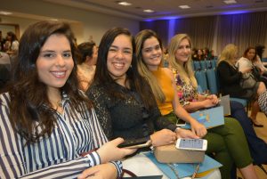 EXPOISEC -Medicina -apresenta -trabalhos- de -pesquisa- focados -na construção -partilhada -da -saúde -como- direito -fundamental(69)