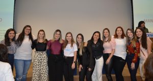 EXPOISEC -Medicina -apresenta -trabalhos- de -pesquisa- focados -na construção -partilhada -da -saúde -como- direito -fundamental(69)