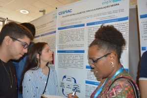 EXPOISEC -Medicina -apresenta -trabalhos- de -pesquisa- focados -na construção -partilhada -da -saúde -como- direito -fundamental(69)