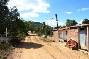 Professores- e- alunos- do- curso- de -Farmácia -do -CESMAC -realizam- ação -extensionista- em- Comunidade- Quilombolas -de -Água Branca- (34)