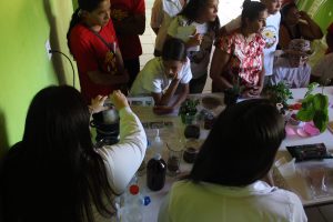 Professores- e- alunos- do- curso- de -Farmácia -do -CESMAC -realizam- ação -extensionista- em- Comunidade- Quilombolas -de -Água Branca- (34)