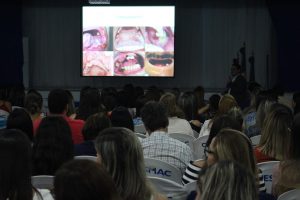Qualificação- em- Câncer- de- Boca- segue- programação- sobre- diagnóstico- diferencial- da- Doença- e- manejo- odontológico- dos- pacientes- oncológicos- (29)