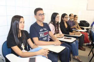 CESMAC- realiza- banca- avaliadora- de- tese- de -mestrado com professores internaciona (29)