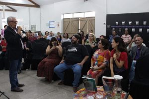 Editora- CESMAC- lança- livro- na -34ª -edição- do- Chá -de- Memória-(9)