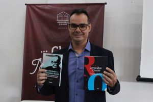 Editora- CESMAC- lança- livro- na -34ª -edição- do- Chá -de- Memória-(9)