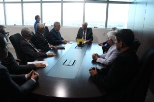 Diretoria -da -FEJAL- CESMAC- faz- visita- de- cortesia -ao -presidente- do- TRE- (3)