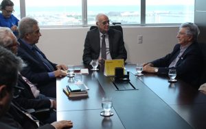 Diretoria -da -FEJAL- CESMAC- faz- visita- de- cortesia -ao -presidente- do- TRE- (3)