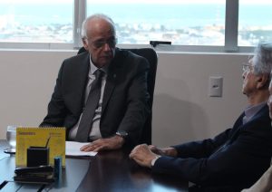 Diretoria -da -FEJAL- CESMAC- faz- visita- de- cortesia -ao -presidente- do- TRE- (3)