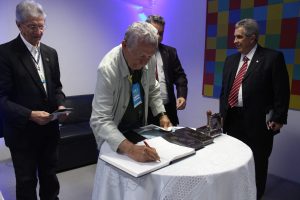 Correios- lança- selo- alusivo- aos- 45- anos- do- CESMAC-Feira_Cultural_CESMAC-na-Rua (67)