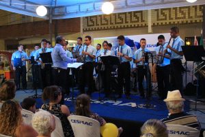 Programação- também- a- noite- com- música- e -apresentações- na- Feira- Cultural- do- CESMAC-(49)