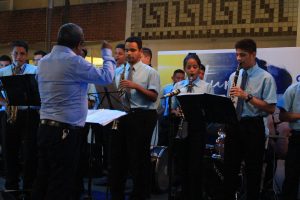Programação- também- a- noite- com- música- e -apresentações- na- Feira- Cultural- do- CESMAC-(49)