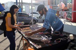 Tarde- de -sexta- na- Feira- Cultural- CESMAC- na- Rua- com- Música- Artesanato- e -muito -mais -(88)