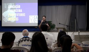 Educação- Financeira -para- Futuros- Médicos- foi-tema -de -palestra- no- CESMAC (32)