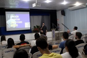 Educação- Financeira -para- Futuros- Médicos- foi-tema -de -palestra- no- CESMAC (32)