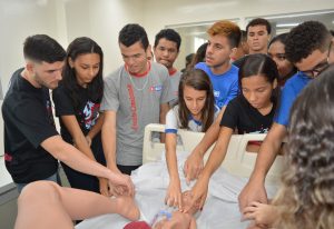 Alunos- da- Escola- SESI- Cambona- conhecem- estrutura- do- CESMAC 360-(48)