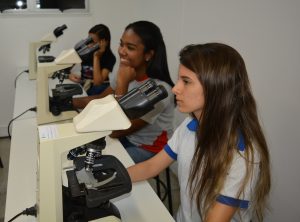 Alunos- da- Escola- SESI- Cambona- conhecem- estrutura- do- CESMAC 360-(48)