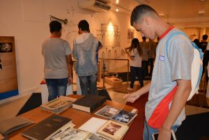 Alunos- da- Escola- SESI- Cambona- conhecem- estrutura- do- CESMAC 360-(48)