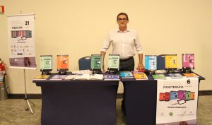Estado- atual- da- cirurgia- robótica- no- Brasil- é- tema- da- abertura- do -Congresso- Acadêmico- de- Medicina- do -CESMAC-(77)
