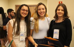 Estado- atual- da- cirurgia- robótica- no- Brasil- é- tema- da- abertura- do -Congresso- Acadêmico- de- Medicina- do -CESMAC-(77)