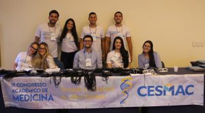 Estado- atual- da- cirurgia- robótica- no- Brasil- é- tema- da- abertura- do -Congresso- Acadêmico- de- Medicina- do -CESMAC-(77)