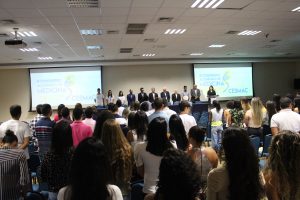Estado- atual- da- cirurgia- robótica- no- Brasil- é- tema- da- abertura- do -Congresso- Acadêmico- de- Medicina- do -CESMAC-(77)