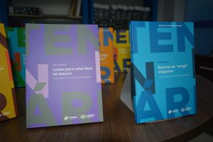 Fapeal- faz- doação- da- Coleção- Alagoas- Bicentenário- para- Biblioteca- do- CESMAC- (5)
