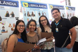 III Exposição Librolândia debate amparo ao surdo na área da saúde - Cesmac (20)