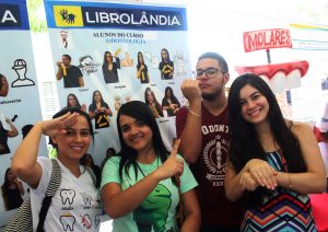 III Exposição Librolândia debate amparo ao surdo na área da saúde - Cesmac (20)