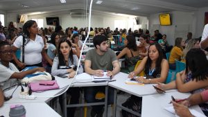 PSIC- realiza- Oficina- de -Delineamento- da- Pesquisa- e- Construção- de- Banner- para- o- Relatório -Final-Cesmac (10)