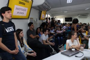 PSIC- realiza- Oficina- de -Delineamento- da- Pesquisa- e- Construção- de- Banner- para- o- Relatório -Final-Cesmac (10)