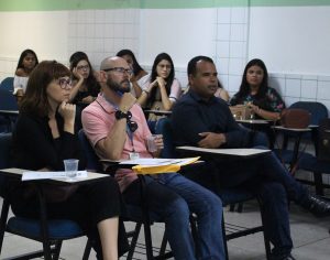 Facilidades- e- dificuldades- para- inclusão- de- um- aluno- surdo- no- ensino- superior- foi- tema- de- pesquisa- no- CESMAC- (7)