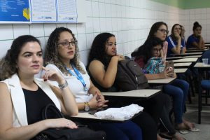 Facilidades- e- dificuldades- para- inclusão- de- um- aluno- surdo- no- ensino- superior- foi- tema- de- pesquisa- no- CESMAC- (7)
