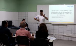 Facilidades- e- dificuldades- para- inclusão- de- um- aluno- surdo- no- ensino- superior- foi- tema- de- pesquisa- no- CESMAC- (7)