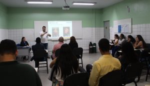 Facilidades- e- dificuldades- para- inclusão- de- um- aluno- surdo- no- ensino- superior- foi- tema- de- pesquisa- no- CESMAC- (7)