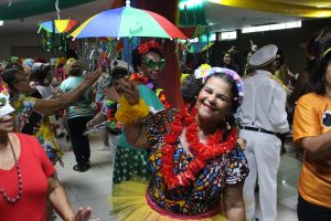 Carnaval- do- Projeto- Crescer- garante- alegria- dos- idosos- com- o- “Bloco- Melhor- Idade -na- Folia”- CESMAC (21)