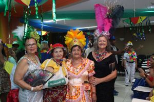 Carnaval- do- Projeto- Crescer- garante- alegria- dos- idosos- com- o- “Bloco- Melhor- Idade -na- Folia”- CESMAC (21)