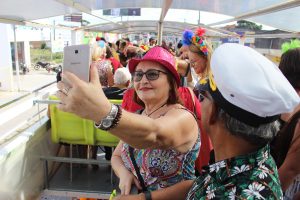 Carnaval- do- Projeto- Crescer- garante- alegria- dos- idosos- com- o- “Bloco- Melhor- Idade -na- Folia”- CESMAC (21)