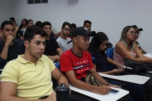 Curso- de- Serviço- Social- e- Extensão- Universitária-CESMAC_ promovem -palestra -sobre- Classes, Raça- e Resistência-(21)