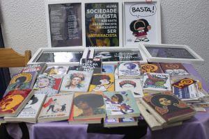 Curso- de- Serviço- Social- e- Extensão- Universitária-CESMAC_ promovem -palestra -sobre- Classes, Raça- e Resistência-(21)